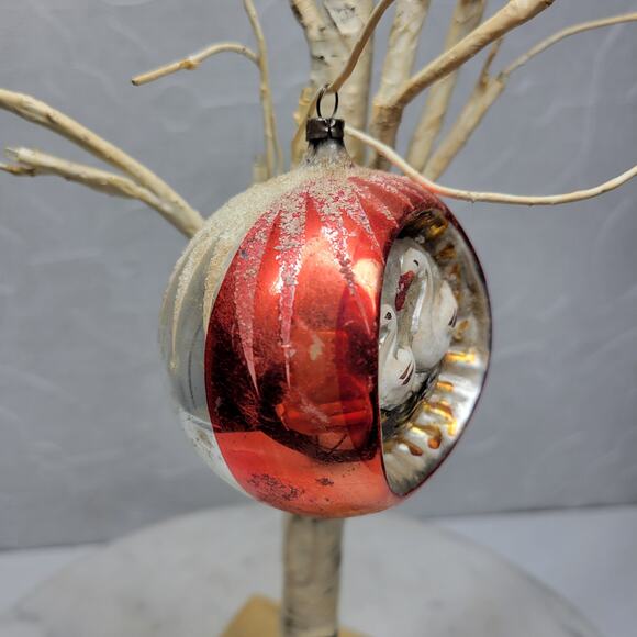 Antique Swan Indent Reflector Ornament 2.5" Red Hand Painted Starburst Poland - Picture 6 of 13